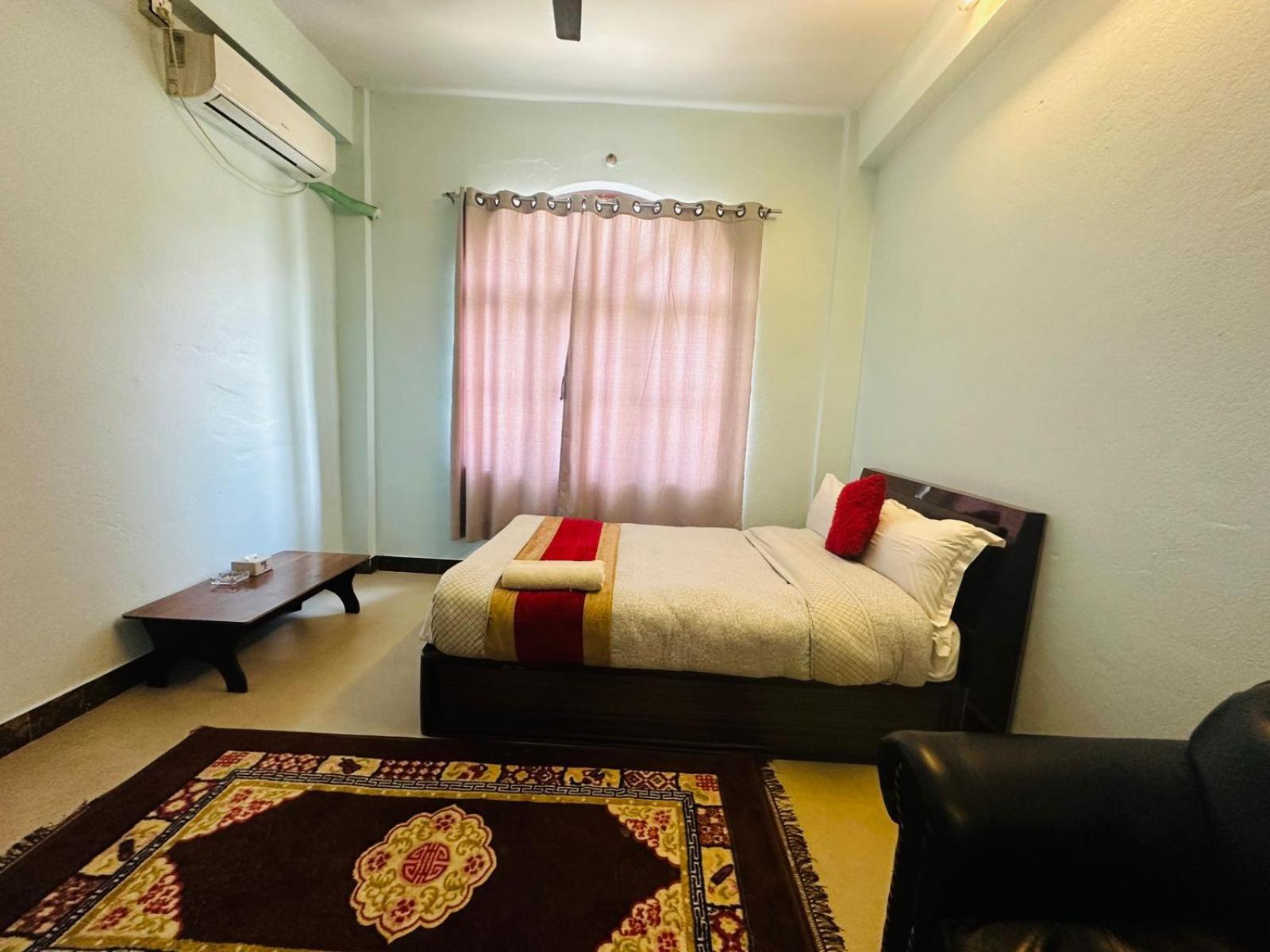 Hotel Delta Inn Katmandou Extérieur photo